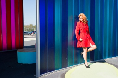 http://www.holeinthedyke.com/images/hitd-image/iris-redcoat7.jpg