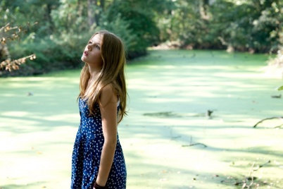 http://www.holeinthedyke.com/images/hitd-image/julia-new-10.jpg