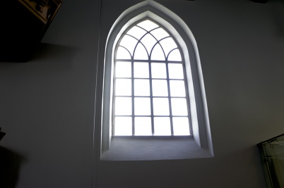 http://www.holeinthedyke.com/images/hitd-image/DSC00612-1050.jpg