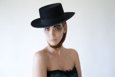 http://www.holeinthedyke.com/images/hitd-image/black_hat-1050.jpg