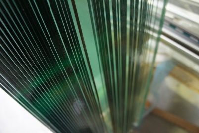 http://www.holeinthedyke.com/images/hitd-image/glas1.jpg