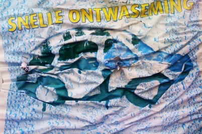 http://www.holeinthedyke.com/images/hitd-image/ontwaseming.jpg
