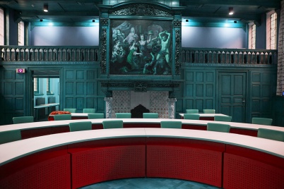 http://www.holeinthedyke.com/images/hitd-image/statenzaal-1050.jpg
