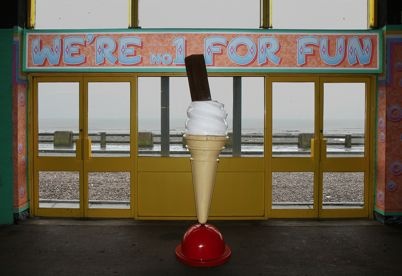 http://www.holeinthedyke.com/images/hitd-news/IR2.jpg