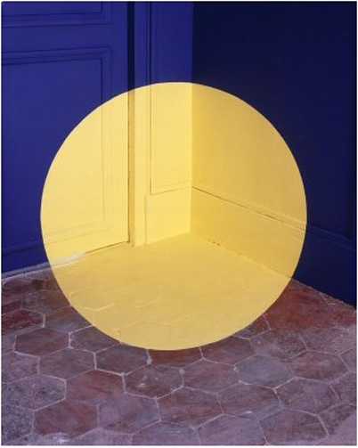 http://www.holeinthedyke.com/images/hitd-news/felice_varini.jpg