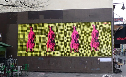 http://www.holeinthedyke.com/images/hitd-news/mur3.jpg