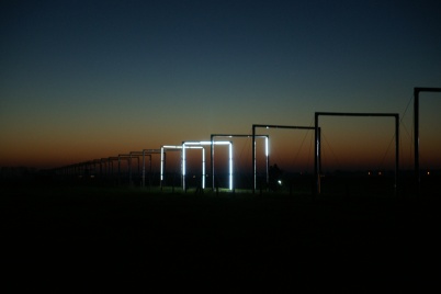 http://www.holeinthedyke.com/images/hitd-news/tunnel1.jpg